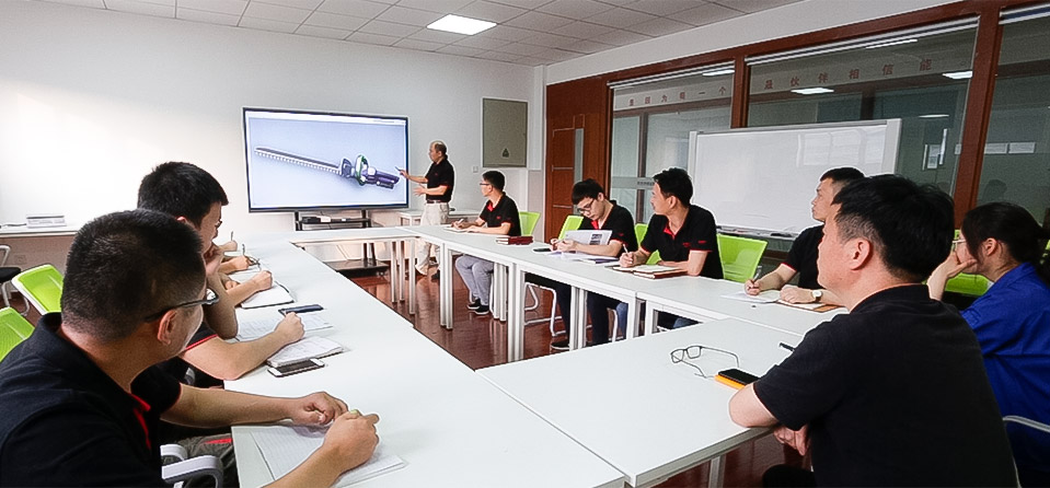 Nezávislý výskum a vývoj